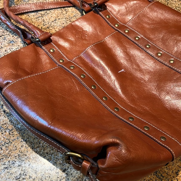 Patricia Nash Carducci Pocket Tote - Picture 4 of 8